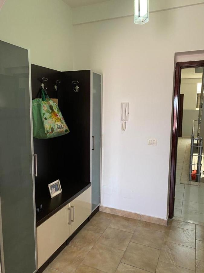 Agaraj Apartament Apartment Orikum Bagian luar foto