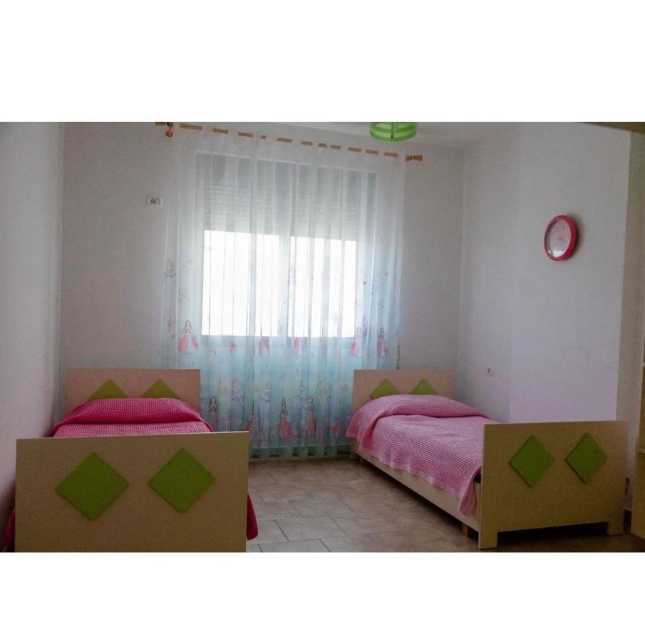 Agaraj Apartament Apartment Orikum Bagian luar foto